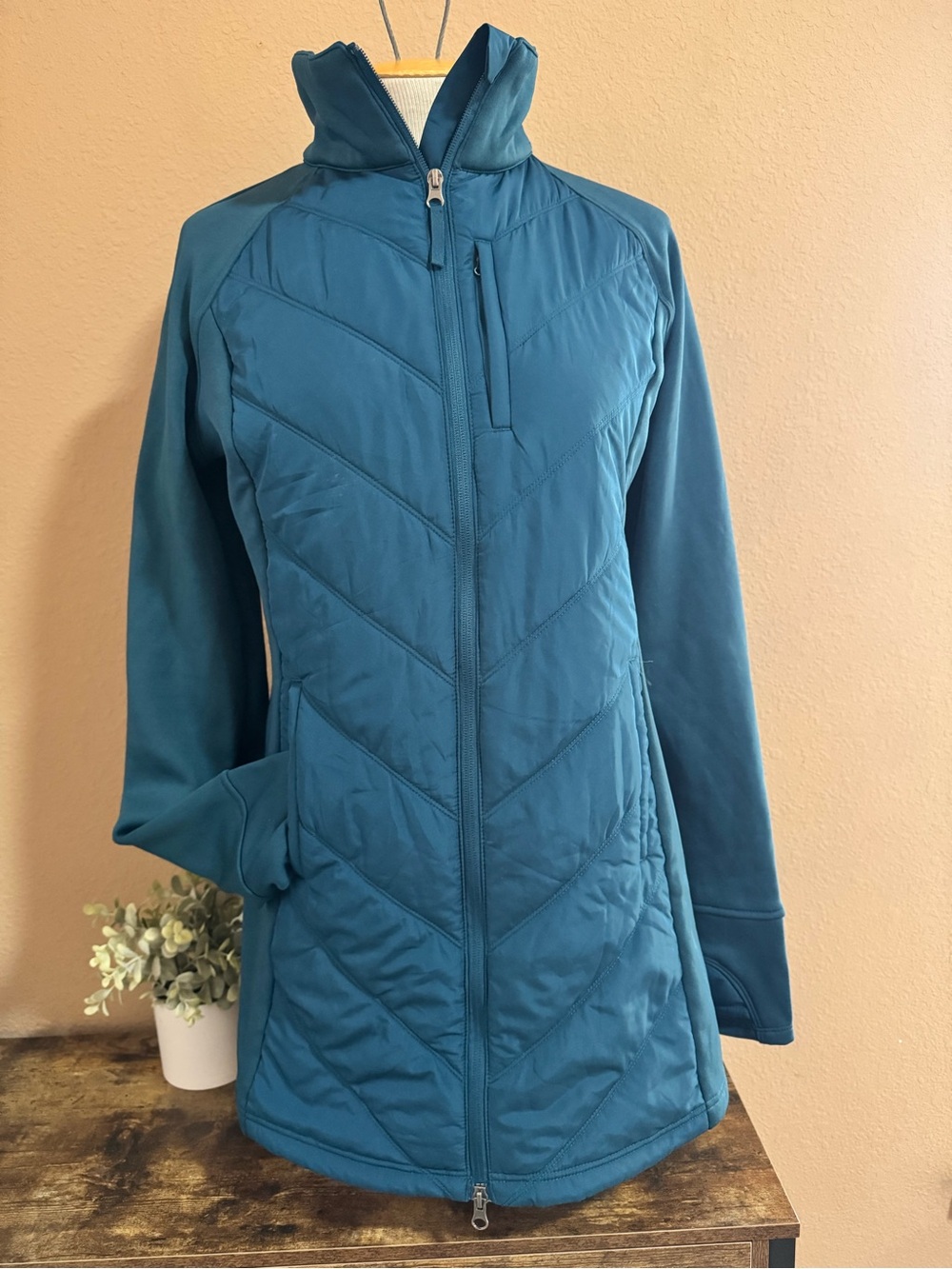 tek gear Teal Quilted Jacket with Hood